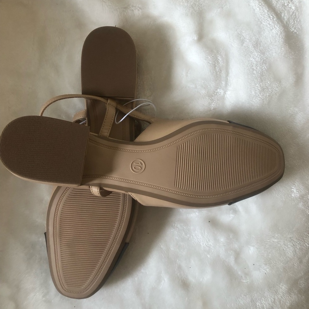 NWT beige and Black Two-Tone Slingback Flats - Picture 3 of 3